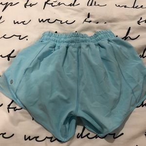 lululemon hotty hot shorts size 2 4 inch